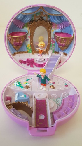 Polly pocket bluebird england - polly,