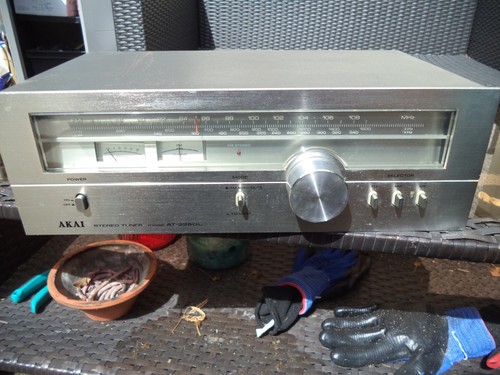 Tuner radio akai at - lw,