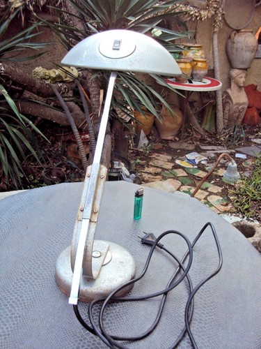 Ancienne lampe articulée - ancienne,
