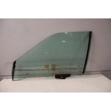 VITRE AVANT GAUCHE AUDI 80