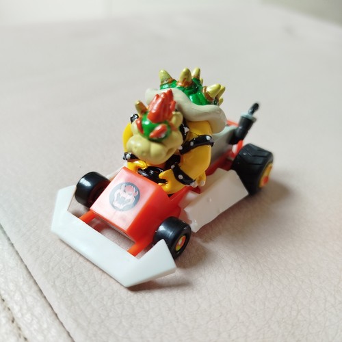 Mario kart figure - big, size
