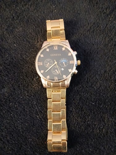 Montre geneva dorée - geneva,