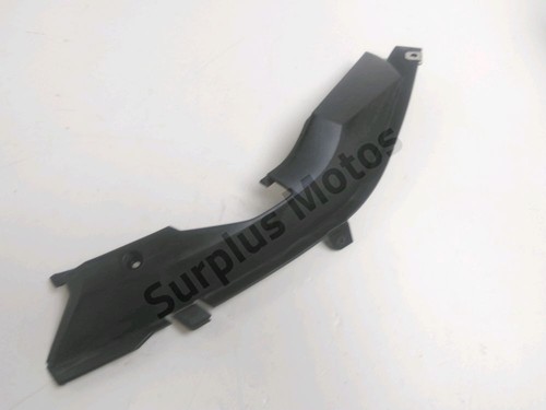 Cache lateral gauche bmw 650 - lateral,