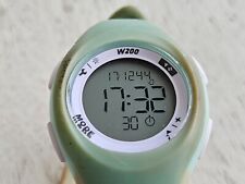Montre digitale Decathlon Geonaute W200 étanche 5 ATM sport bleu vert