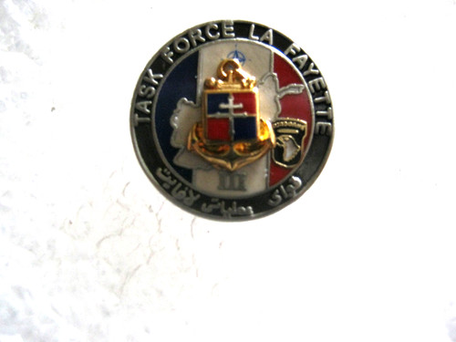Rare ancien pins - tdm, le