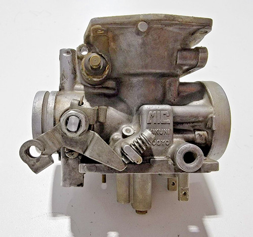 Corps carburateur gauche - de,