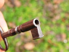 71mm Ancienne Clé à canon