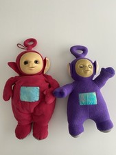Lot de 2 Peluches Teletubbies