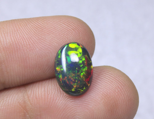 Cabochon opale noire - ,, pierre