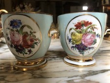 Paire De Cache-pots Porcelaine