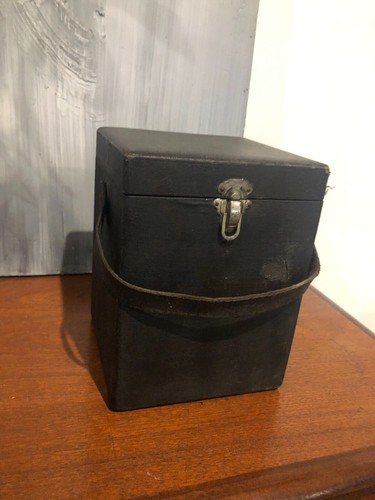 Ancienne boite appareil - boite, a