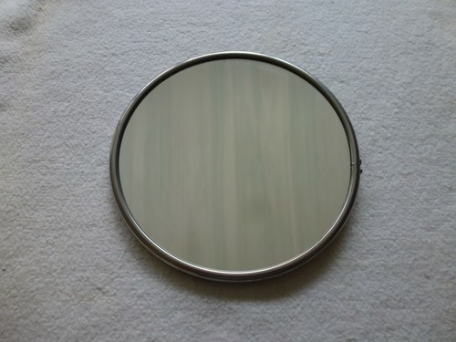Ancien miroir rond - rond, grossissant