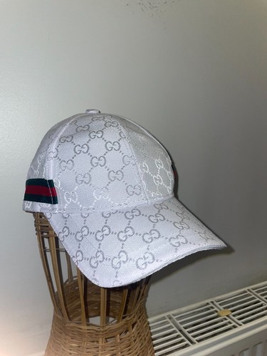Casquette blanche