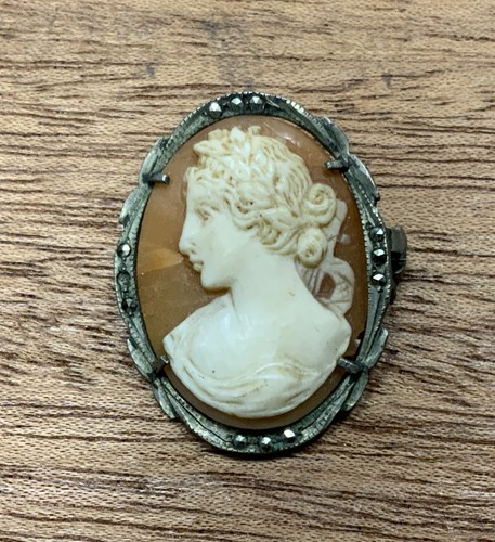 Broche argent avec - broche,