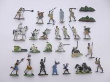 LOT TOUTES EPOQUES FIGURINES