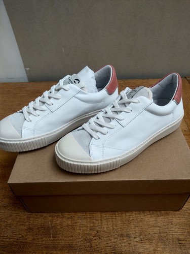 Paire chaussure basket - de,