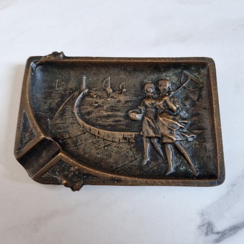 Ancien cendrier vide poche - vide-poche, en