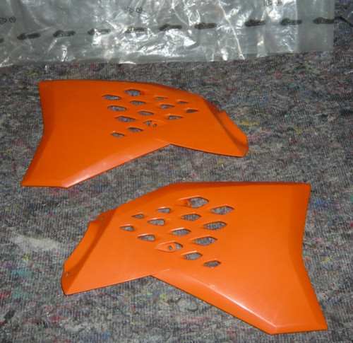 Plastiques paire ouïes ufo - d'ouïes,
