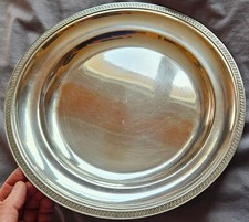 Félix Frères : Plat rond métal argenté Modèle style Empire à palmettes Ø= 29,5cm