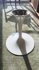 KnollStudio Saarinen Tulip