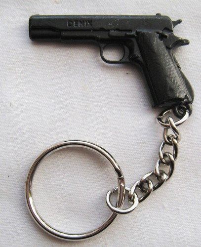 Porte cle motif colt - porte, 45