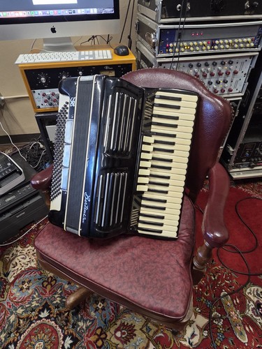 Bertini piano accordion 120 - bertini,