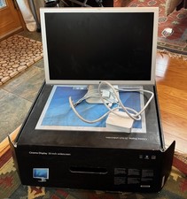 Apple 20-inch Cinema Display