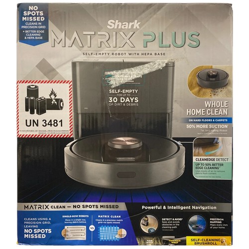 Brand new box shark - new, box*