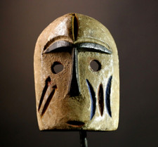 Masque africain Lega Congo