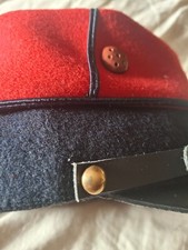 Boutons de jugulaire pour