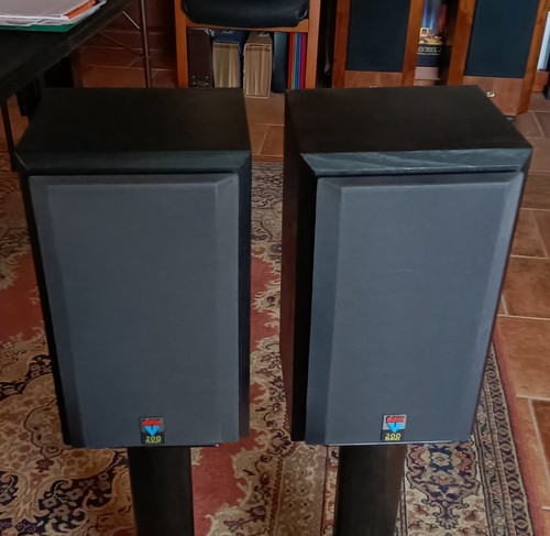 Paire enceinte série - d'enceinte,