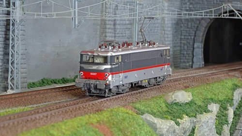 Ree modeles mb200 locomotive - ree,