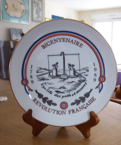Assiette murale sur - ou,