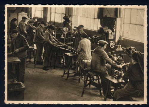Carte postale moderne thiers - carte, moderne.