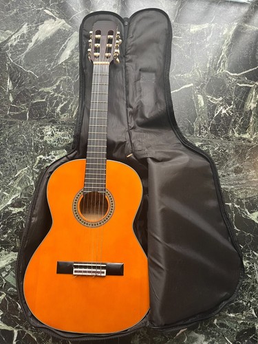 Guitare classique pour enfant