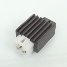 Régulateur redresseur de