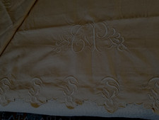 drap ancien métis brodé