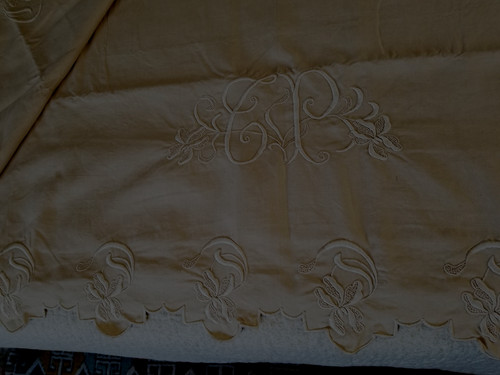 Drap ancien métis brodé - métis,