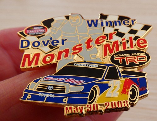Pin course usa nascar - pin's, trd