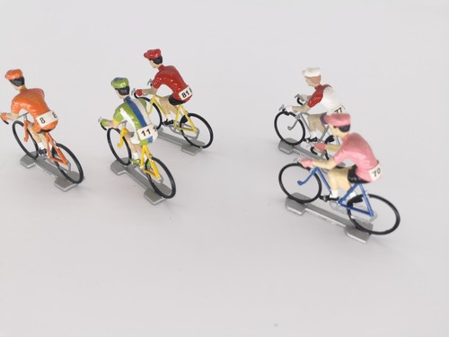 Cofalu cinq cyclistes - cofalu,