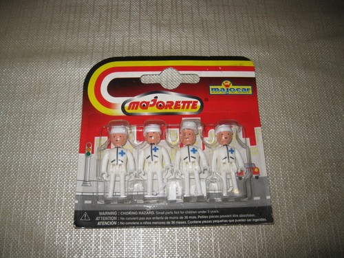 Blister figurines - 4,