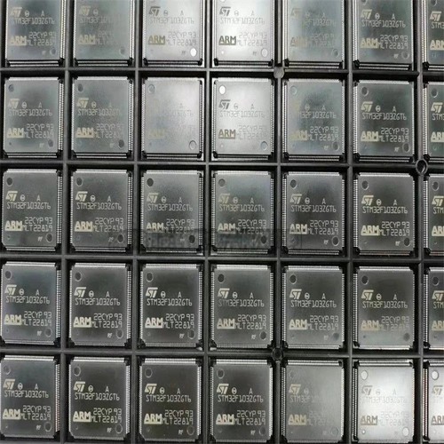 1pcs spc560p50l3cefar lqfp 100 - 1pcs, lqfp-100