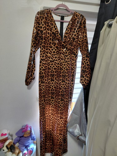 Robe longue leopard vinyle - robe,