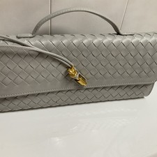 Pochette Tressée Grise