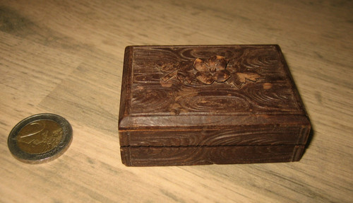 Ancienne petite boite - boite, coffret