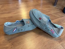 SANUK TWINNY ST X GRATEFUL DEAD WOMEN SHOES OLIVE US 7.5