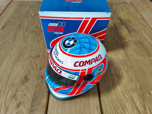 Casque helmet button - helmet,