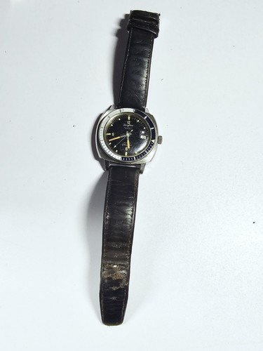 Ancienne montre plonger - de,