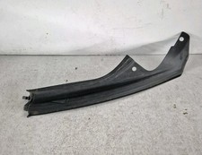 Garniture Pare Brise Cote