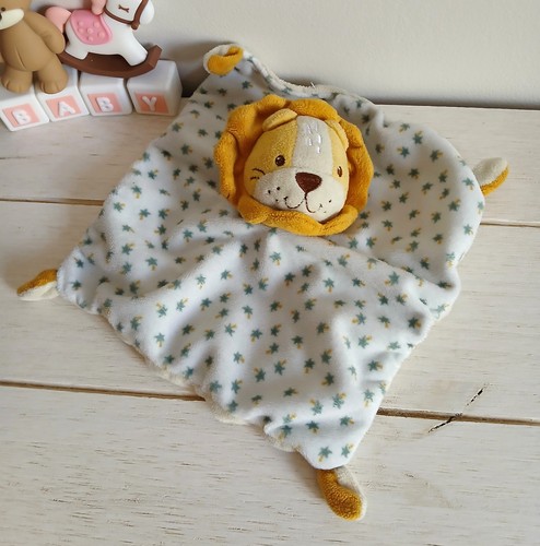 Doudou peluche lion carré - b&m,